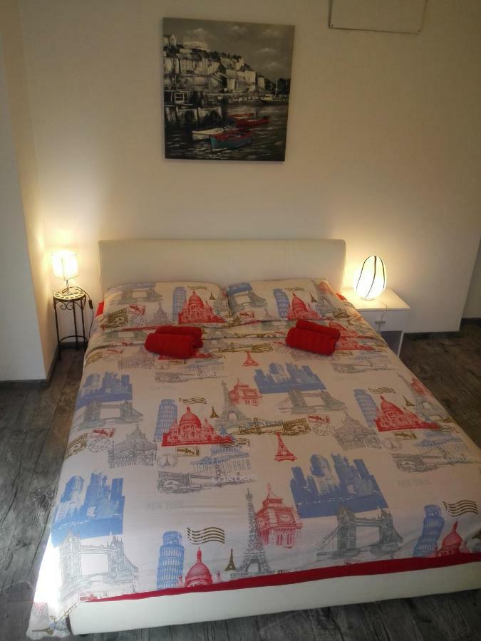 Apartment "M&M" Free Parking Solin Exteriér fotografie